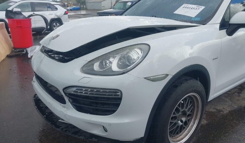 
								2013 Porsche Cayenne full									