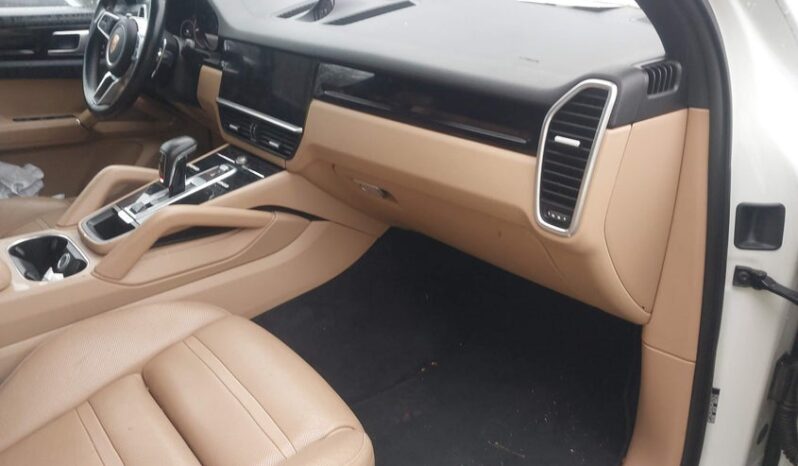 
								2019 Porsche Cayenne full									