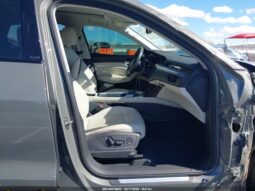 
										2024 Audi Q8 full									
