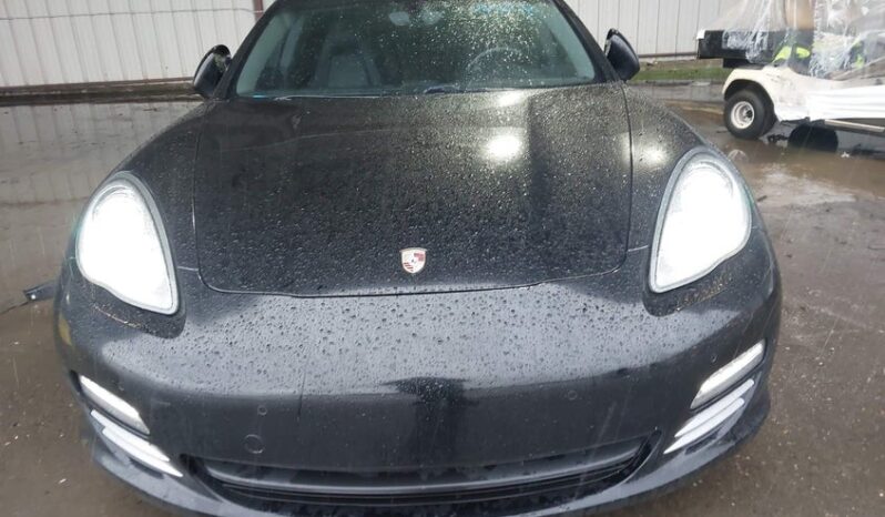 
								2012 Porsche Panamera full									