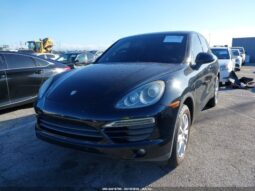 
										2013 Porsche Cayenne full									