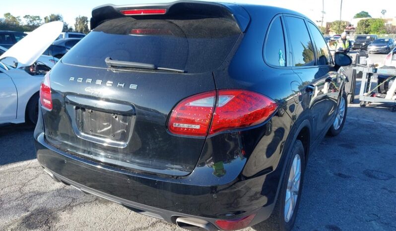 
								2013 Porsche Cayenne full									