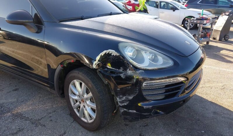 
								2013 Porsche Cayenne full									