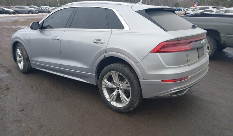 
								2022 Audi Q8 full									