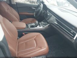 
										2022 Audi Q8 full									