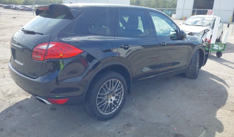 
								2014 Porsche Cayenne full									