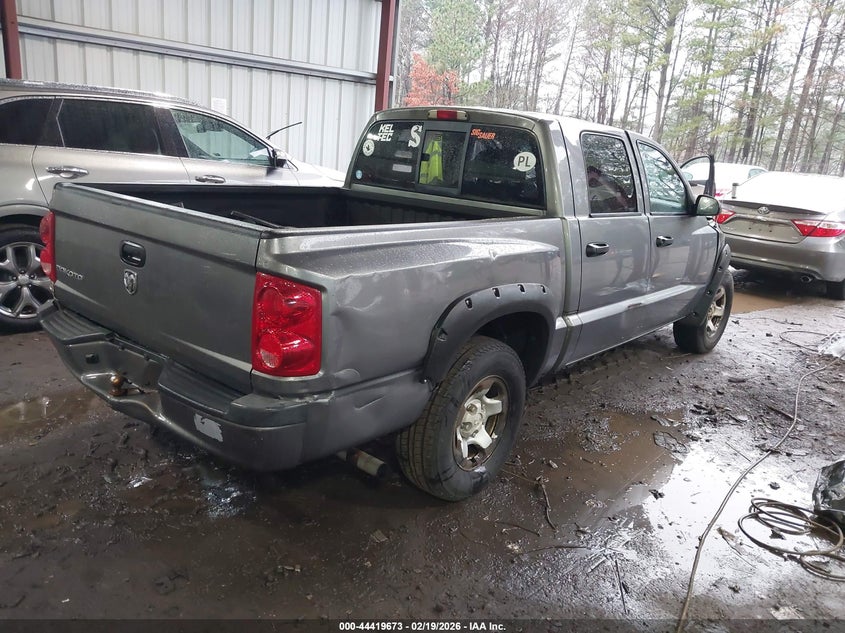 2005 Dodge Dakota