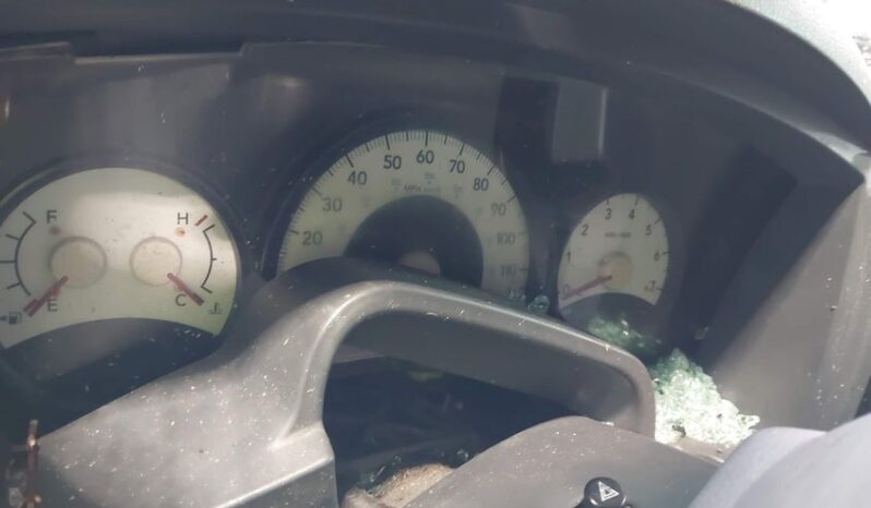 
								2005 Dodge Dakota full									