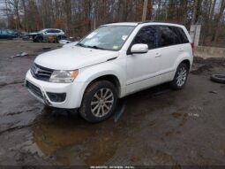 
										2013 Suzuki Grand vitara full									