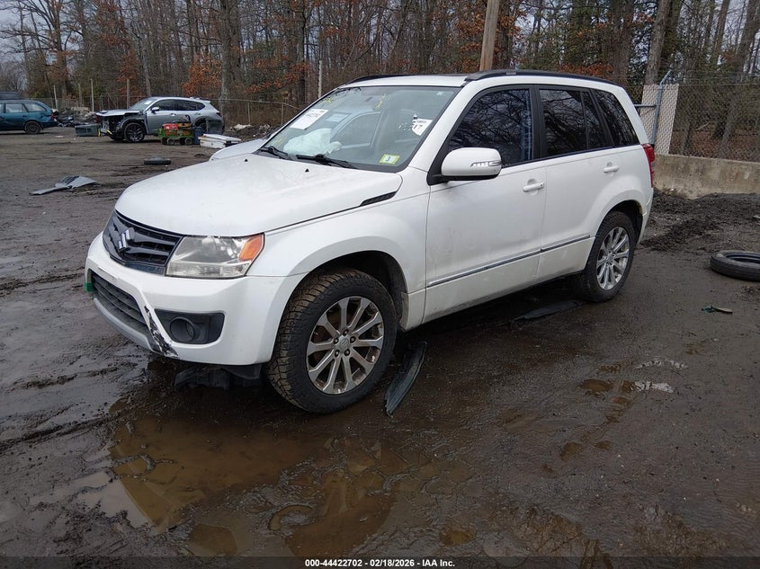 2013 Suzuki Grand vitara