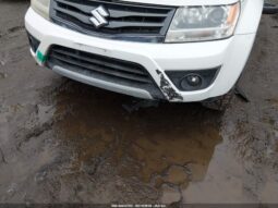 
										2013 Suzuki Grand vitara full									