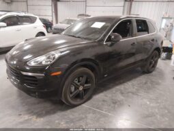 
										2017 Porsche Cayenne full									