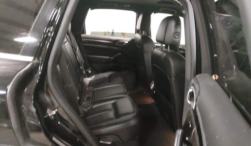 
								2017 Porsche Cayenne full									