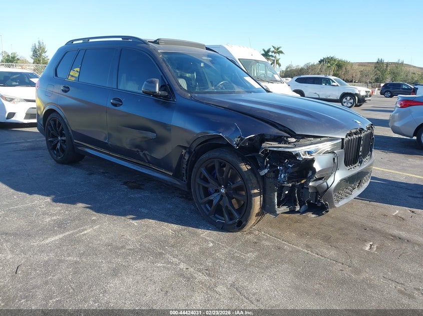 2021 BMW X7