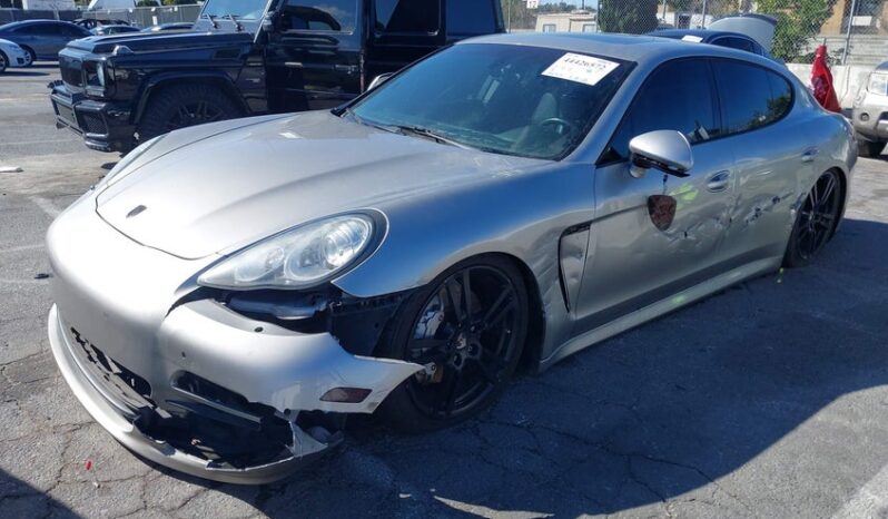 
								2012 Porsche Panamera full									