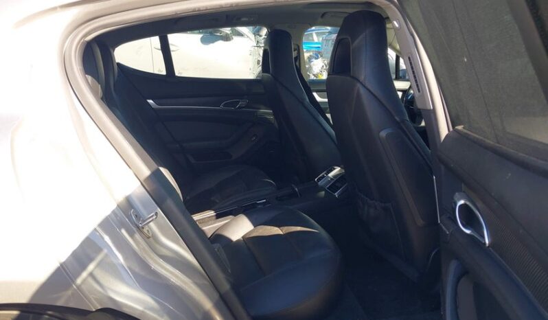 
								2012 Porsche Panamera full									