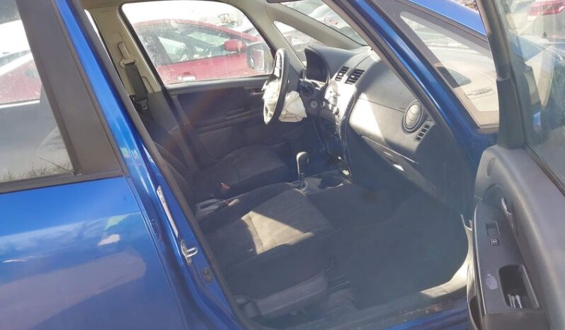 
								2012 Suzuki Sx4 full									