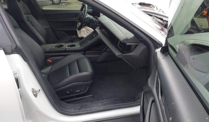 
								2021 Porsche Taycan full									