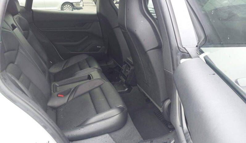 
								2021 Porsche Taycan full									