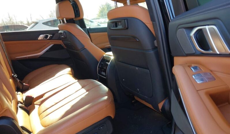 
								2021 BMW X7 full									