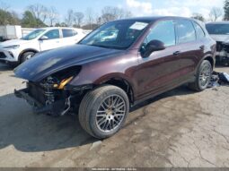 
										2018 Porsche Cayenne full									