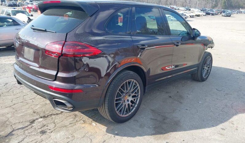 
								2018 Porsche Cayenne full									