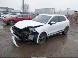 
										2024 Porsche Cayenne full									