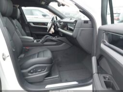 
										2024 Porsche Cayenne full									