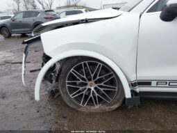 
										2024 Porsche Cayenne full									