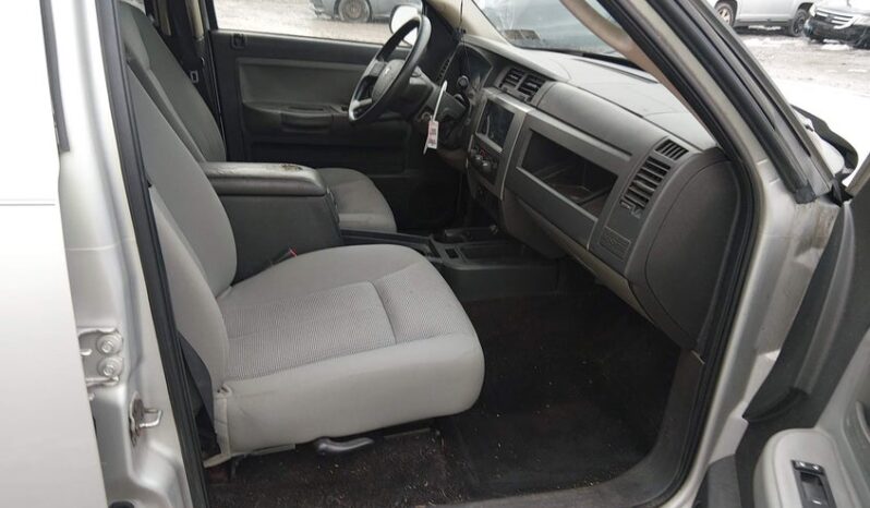 
								2008 Dodge Dakota full									