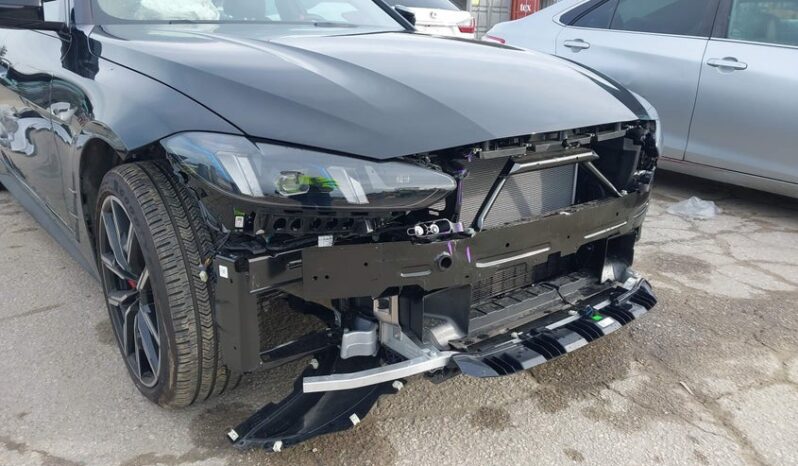
								2025 BMW I4 full									