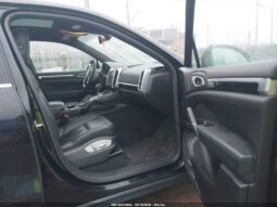 
										2012 Porsche Cayenne full									