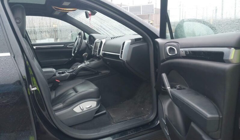 
								2012 Porsche Cayenne full									