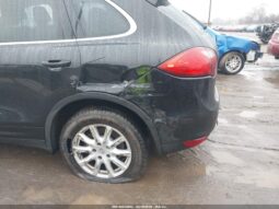 
										2012 Porsche Cayenne full									