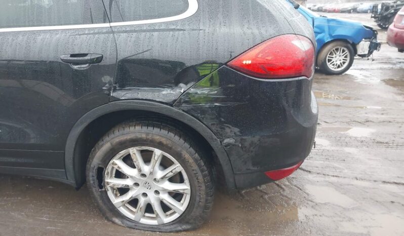 
								2012 Porsche Cayenne full									