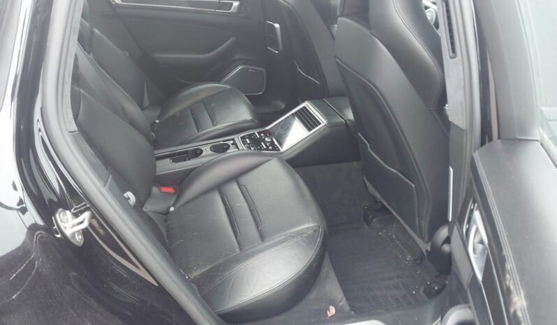 
								2018 Porsche Panamera full									