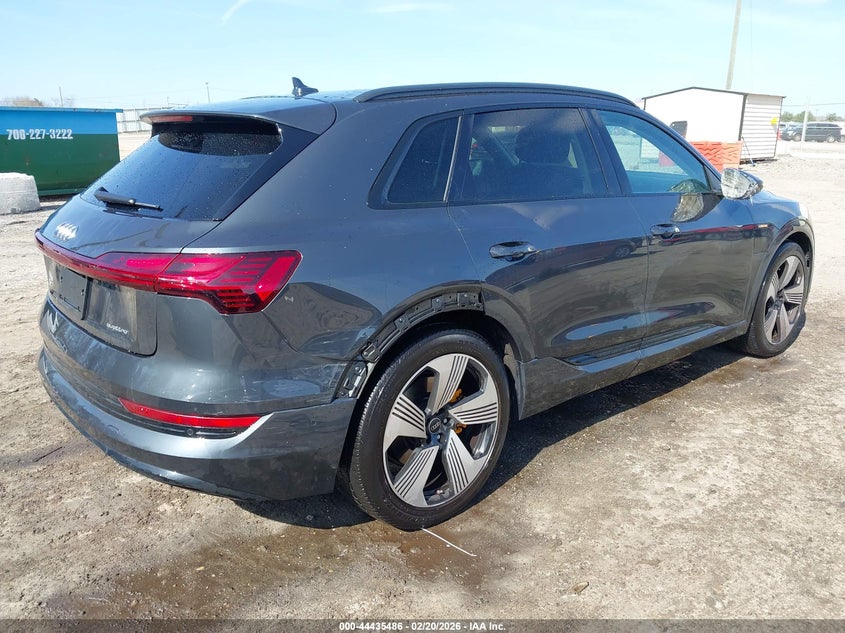 2022 Audi E-tron