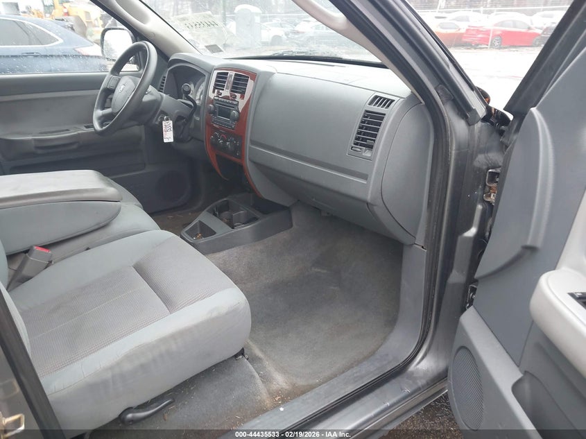 2005 Dodge Dakota