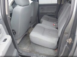 
										2005 Dodge Dakota full									