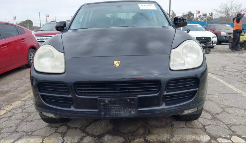 
								2005 Porsche Cayenne full									