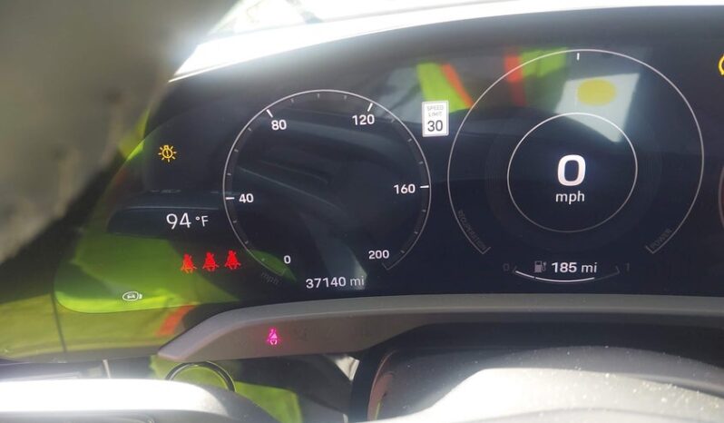 
								2020 Porsche Taycan full									