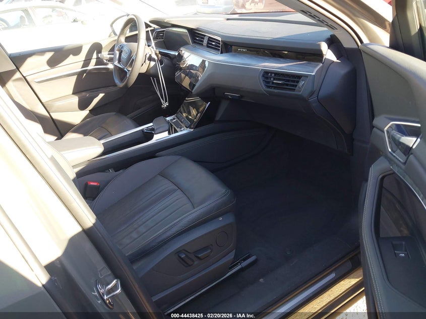 2024 Audi Q8