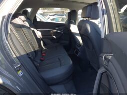 
										2024 Audi Q8 full									