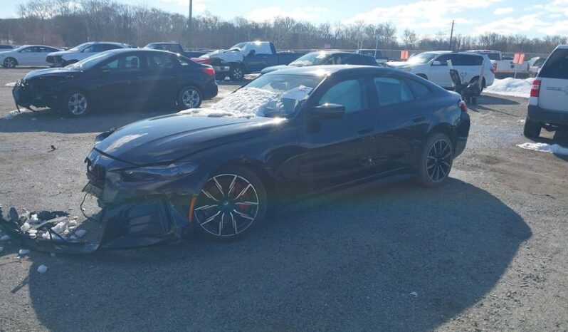 
								2023 BMW I4 full									