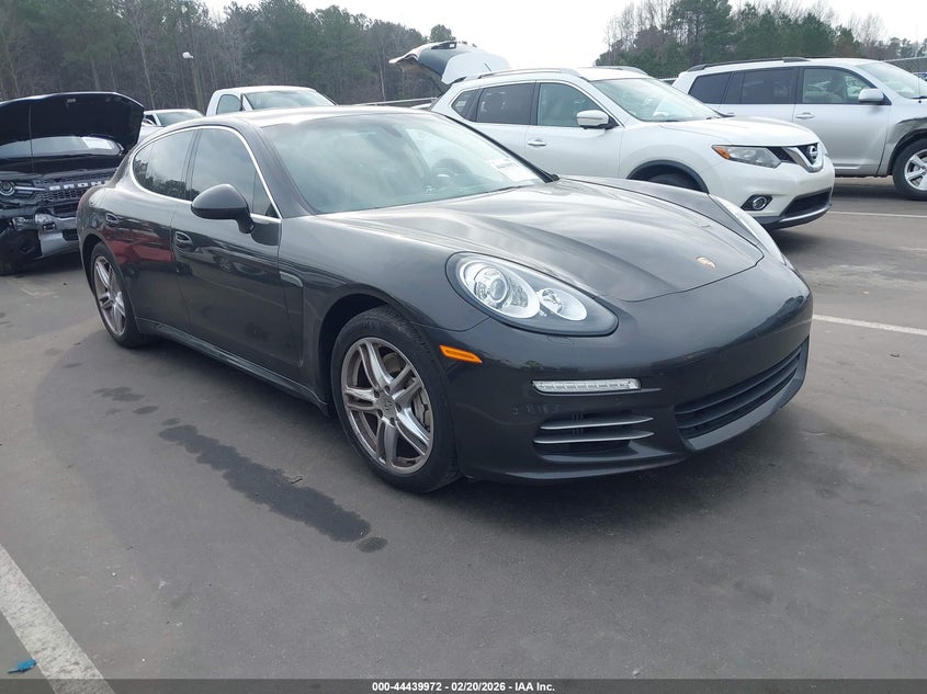 2016 Porsche Panamera