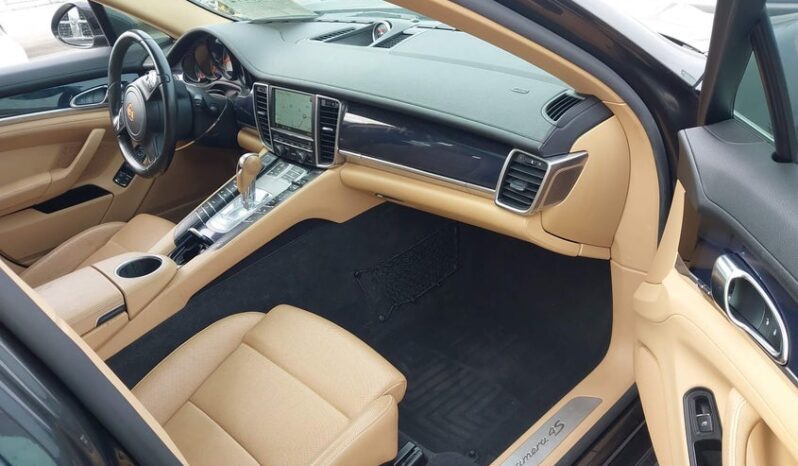 
								2016 Porsche Panamera full									