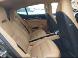 
										2016 Porsche Panamera full									