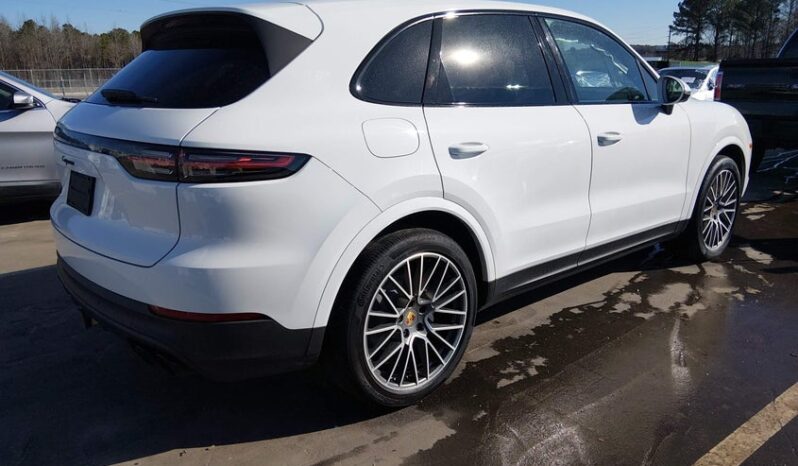 
								2023 Porsche Cayenne full									