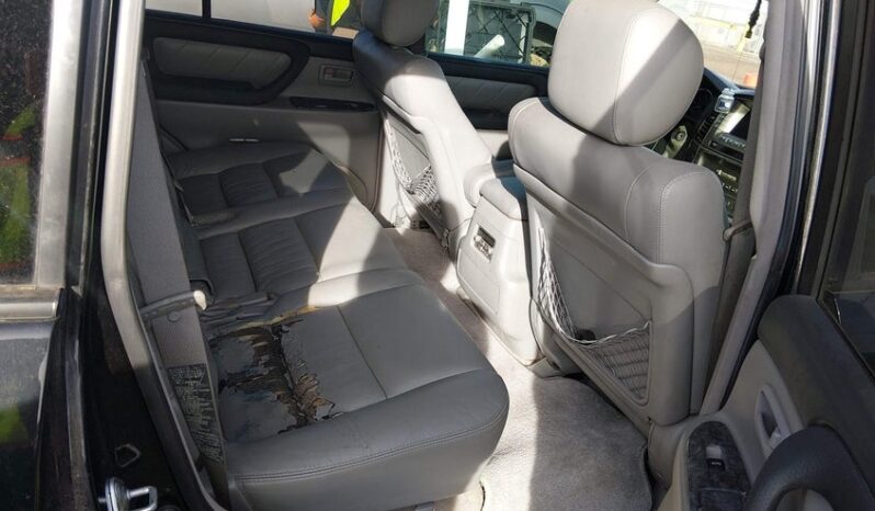 
								2006 Toyota Land cruiser full									