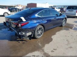 
										2022 Lexus Es 350 full									